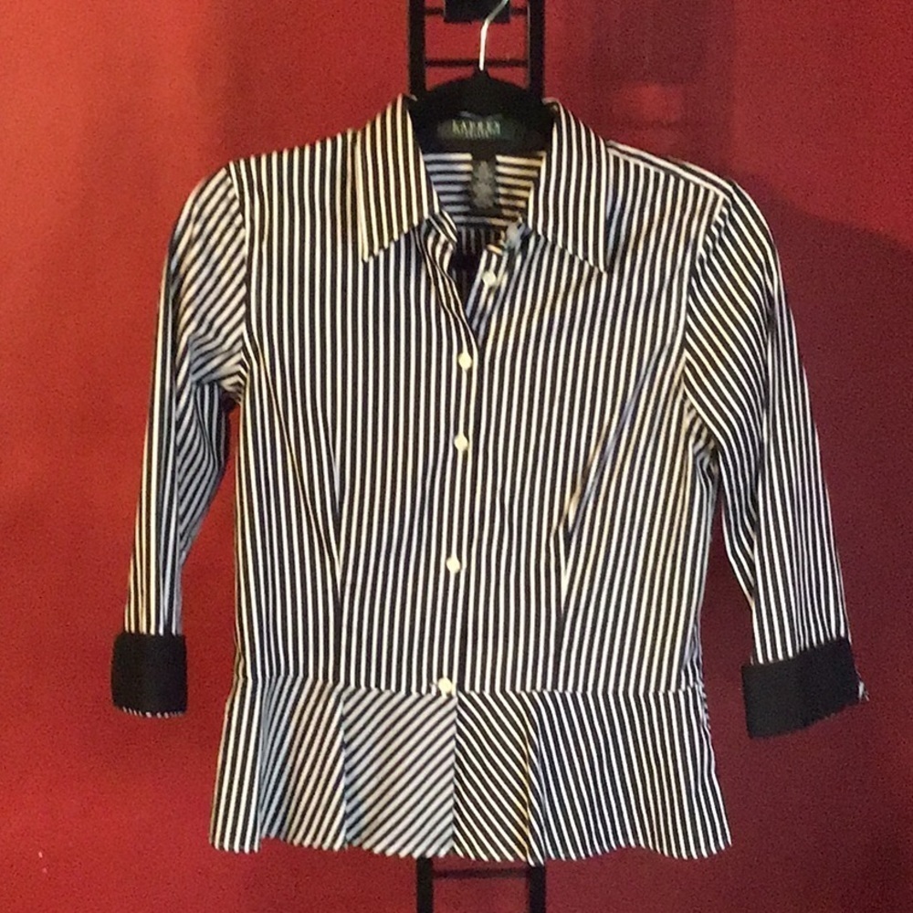 LAUREN RALPH LAUREN PETITE SIZE 4P BLOUSE